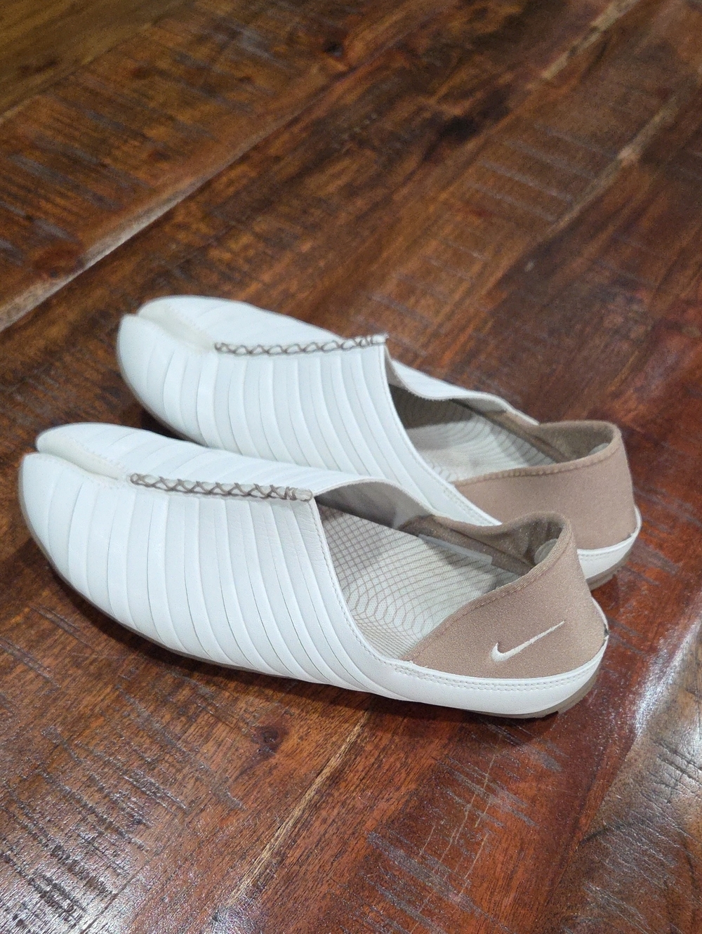 Nike Retro Tabi Kembali Sneakers Size 9.5 - Picture 3 of 7